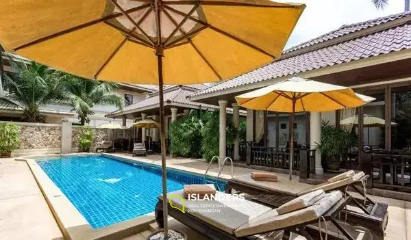 amazing private villa for sale in south of koh samui