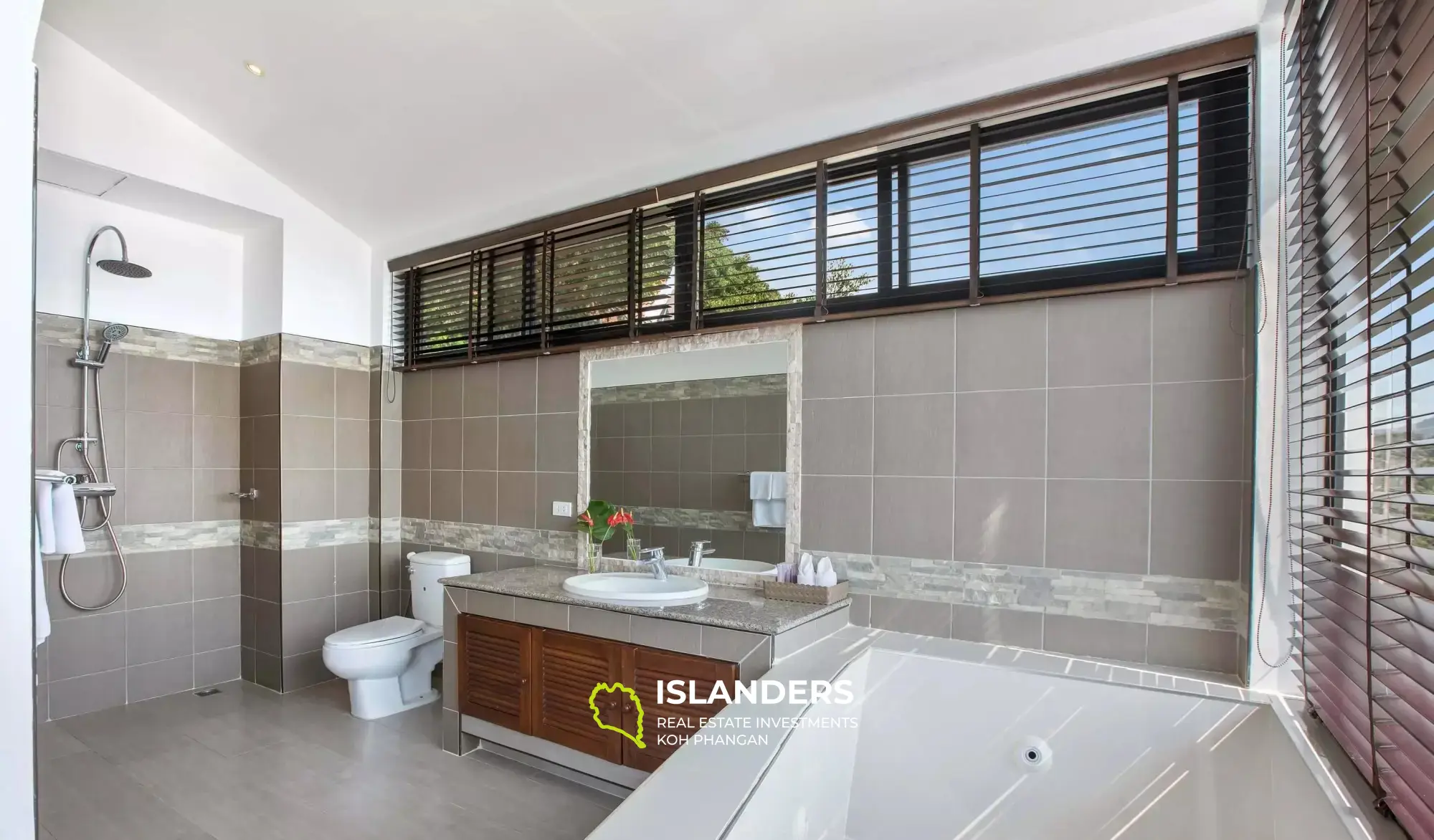 Huge, 4 Bedroom, 4 Bathroom Lamai Seaview Pool Villa