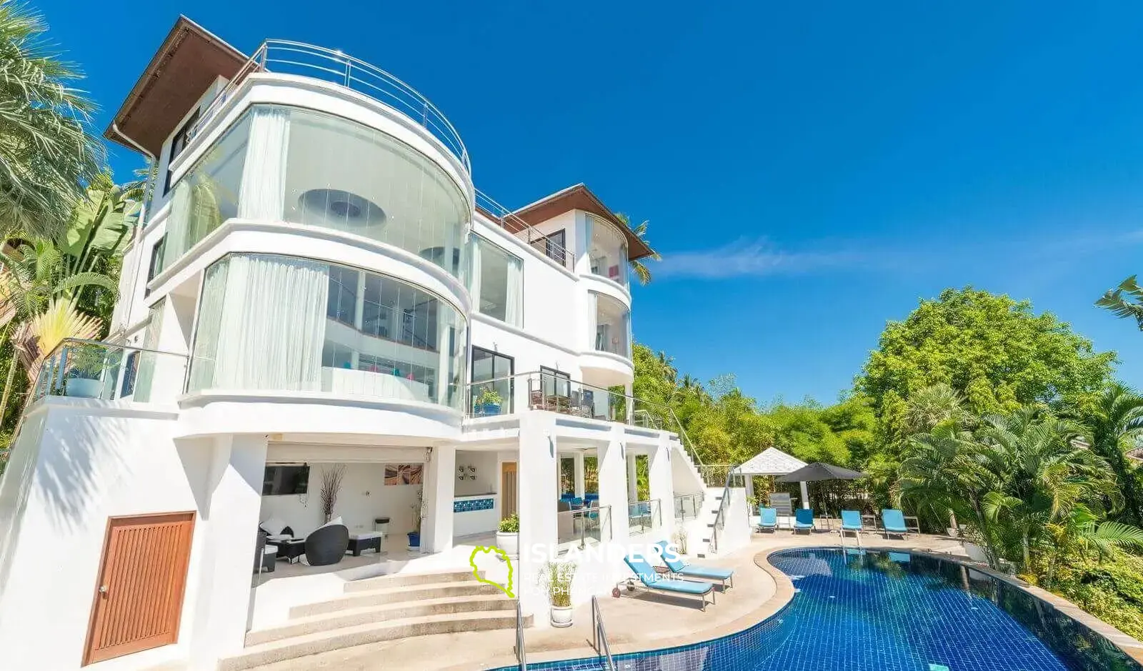 Lux 4-Level, 4-Bed, 4-Bath Nathon Seaview Villa ที่ไม่ซ้ำใครอย่างแท้จริง