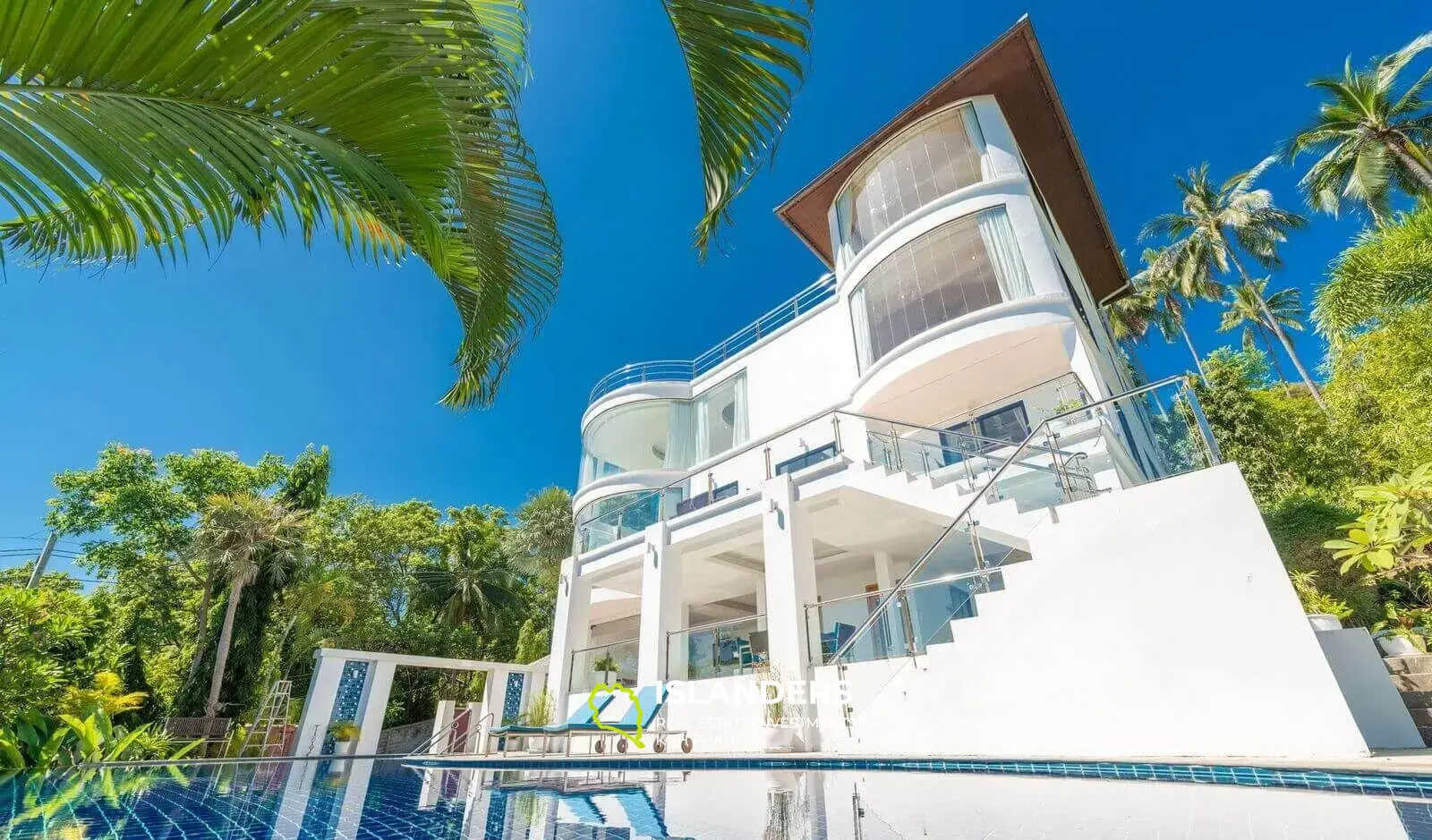 Villa Nathon vraiment unique avec vue sur la mer, 4 niveaux, 4 lits et 4 salles de bains