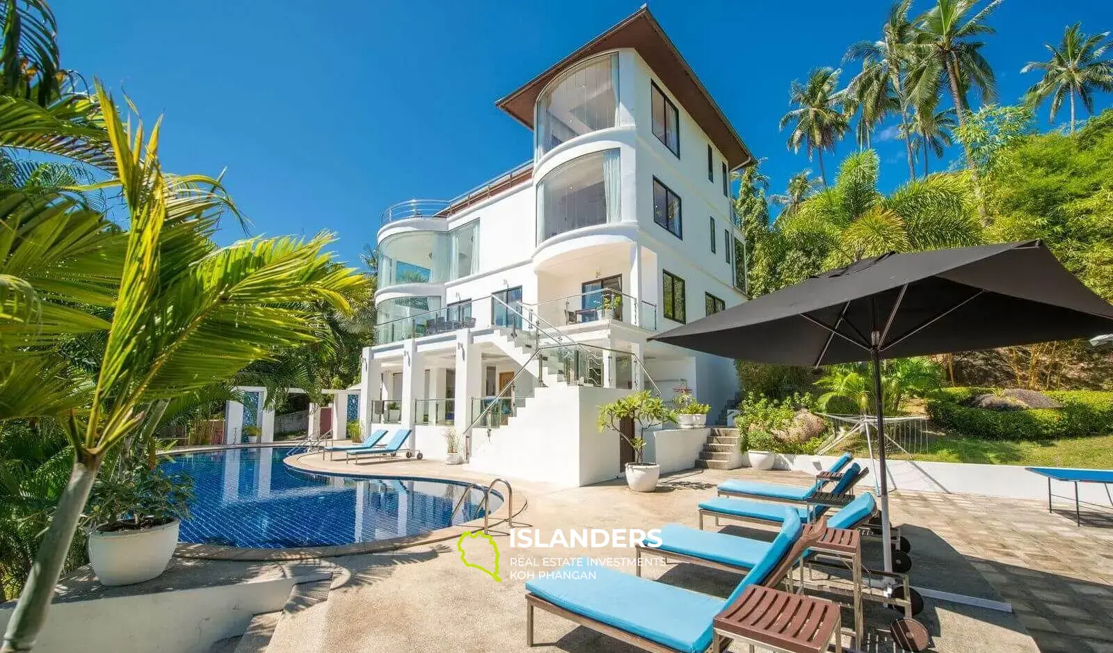 Lux 4-Level, 4-Bed, 4-Bath Nathon Seaview Villa ที่ไม่ซ้ำใครอย่างแท้จริง