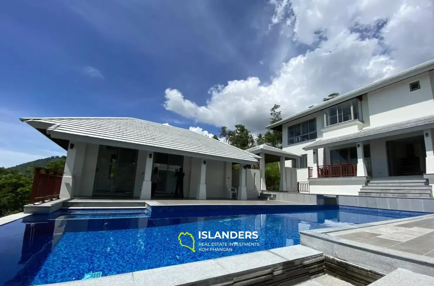 Big Seaview Villa in 12 Rai Land in Lipa Noi