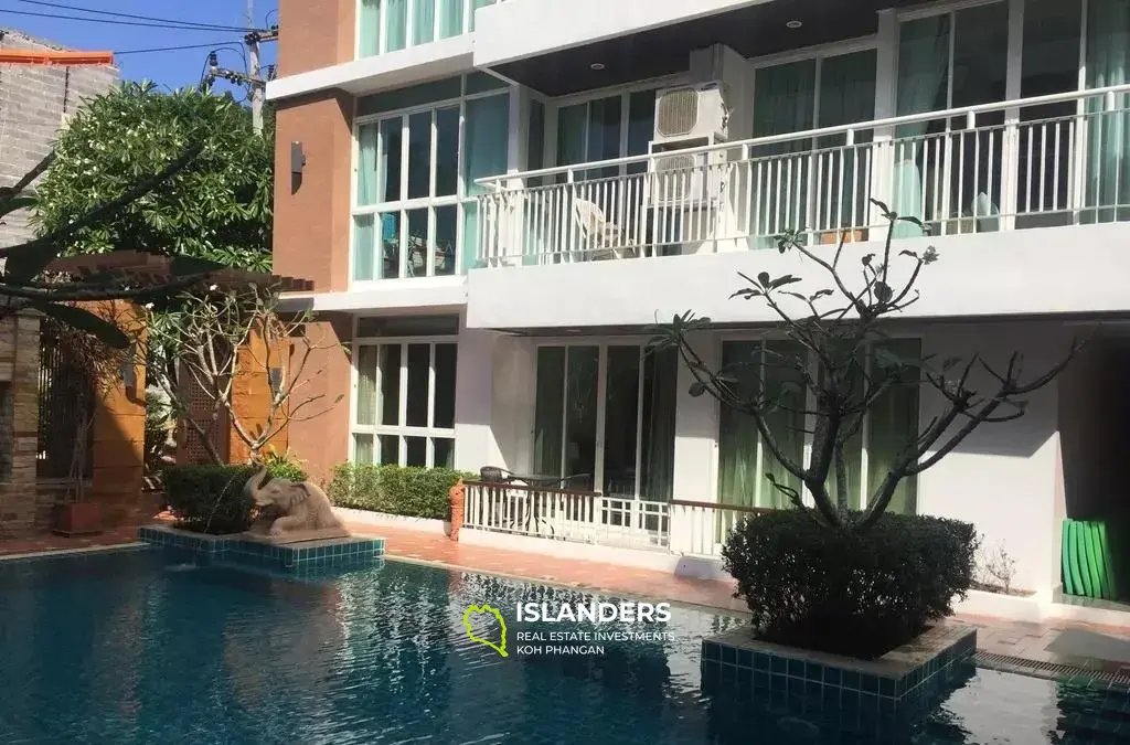 2 Bedroom Condo with pool view for sale at Arisara Place
