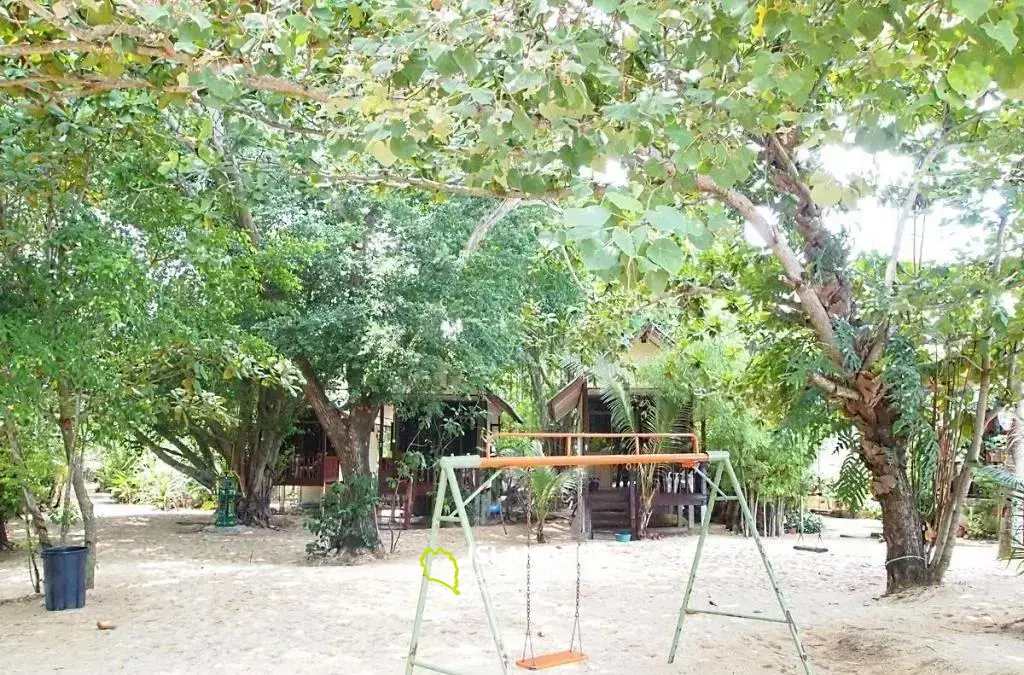 Beach Land 6 Rai With House For Sale In Mae Nam 