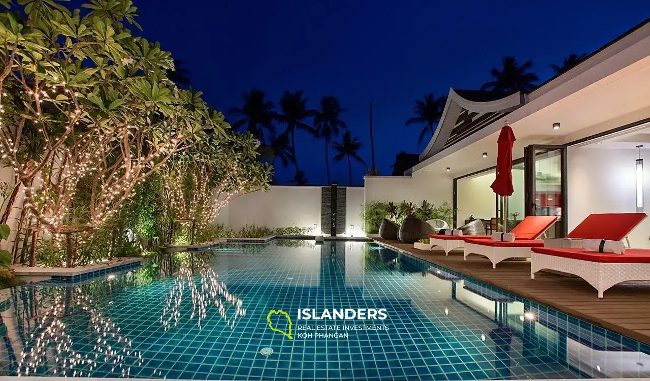 וילה עם 5 חדרי שינה למכירה ב-Samui Beach Properties