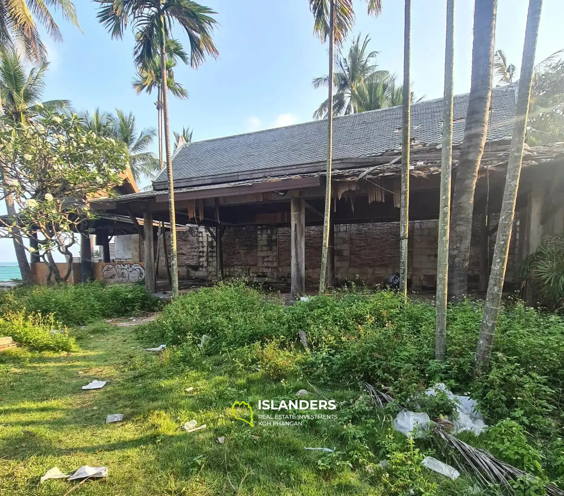 Stunning Beachfront View Land For Sale