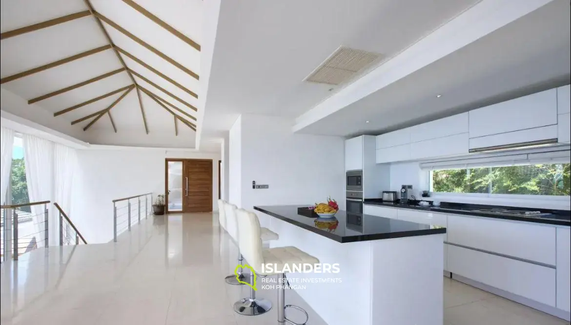 Panoramic Sea View Villa in Bang Por for Rent