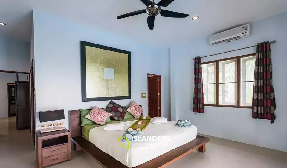 3 Bedroom Pool Villa in Taling Ngam For Rent