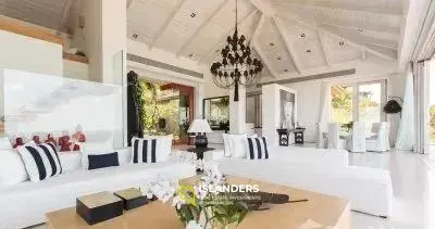 Luxury 5 Bedrooms with Stunning Sea View for Sale and Rent in Koh Samui