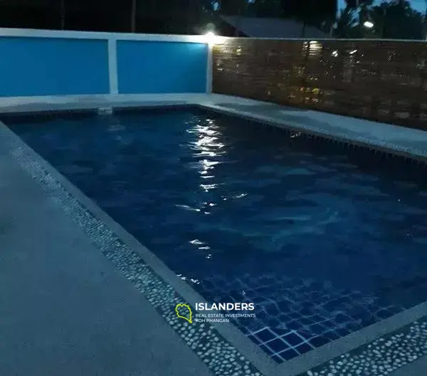 House With Pool For Sale