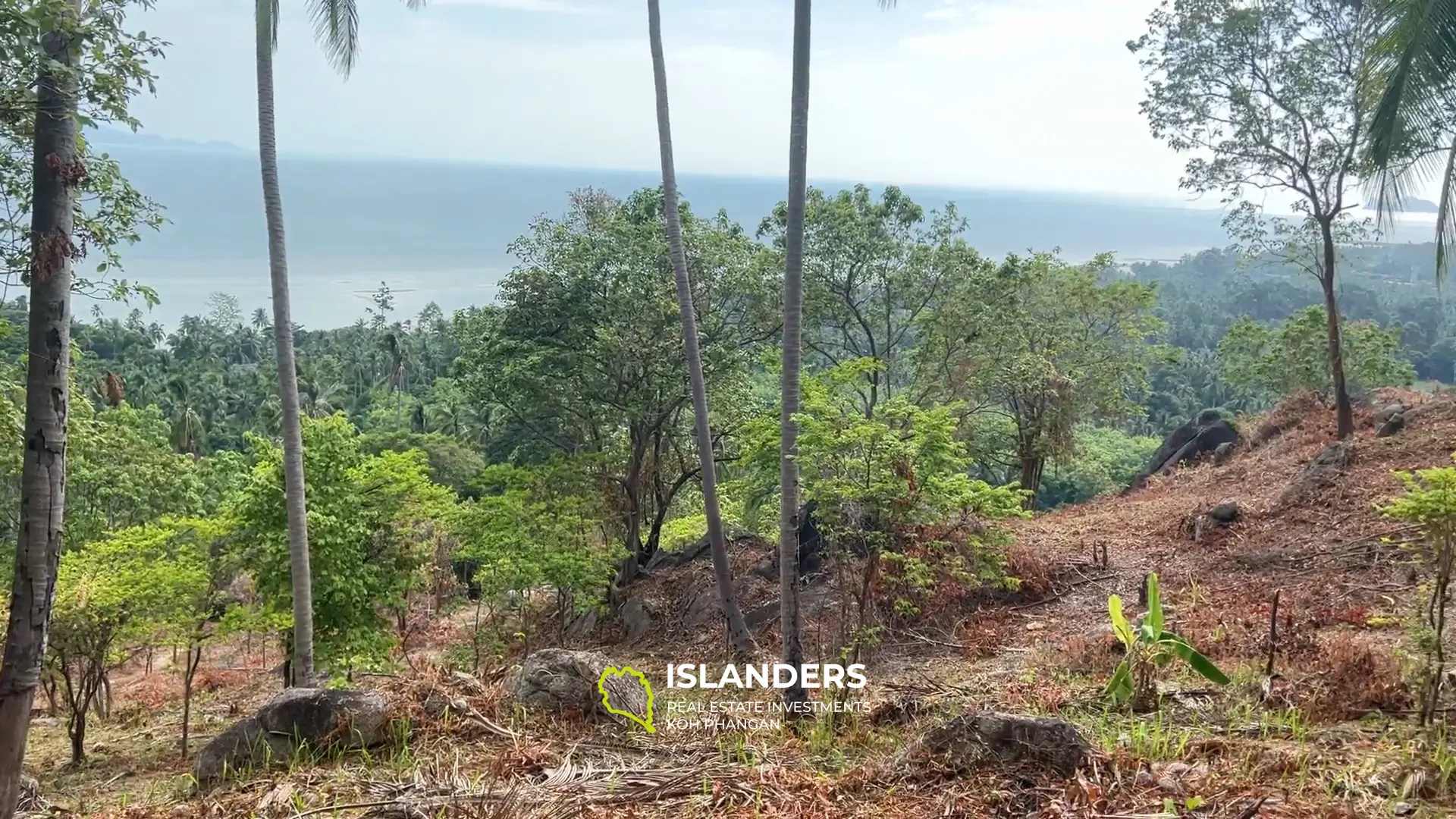 Ban Kai : Terrain avec vue sur la mer et énorme potentiel.