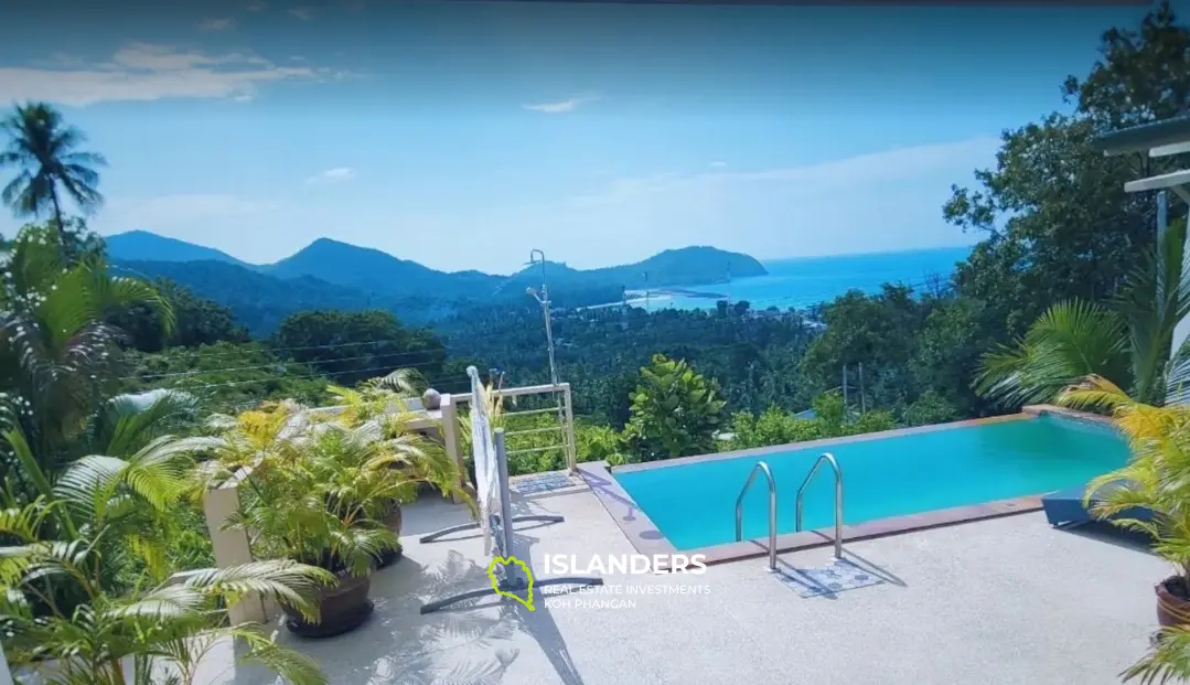 Villa mit 2 Schlafzimmern und Meerblick. Chaloklum-Gebiet.