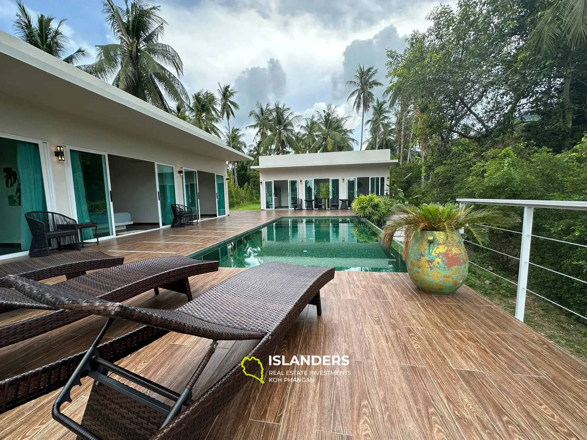 Villa de 3 chambres avec vue sur la piscine. Région de Chalok Baan Kao.