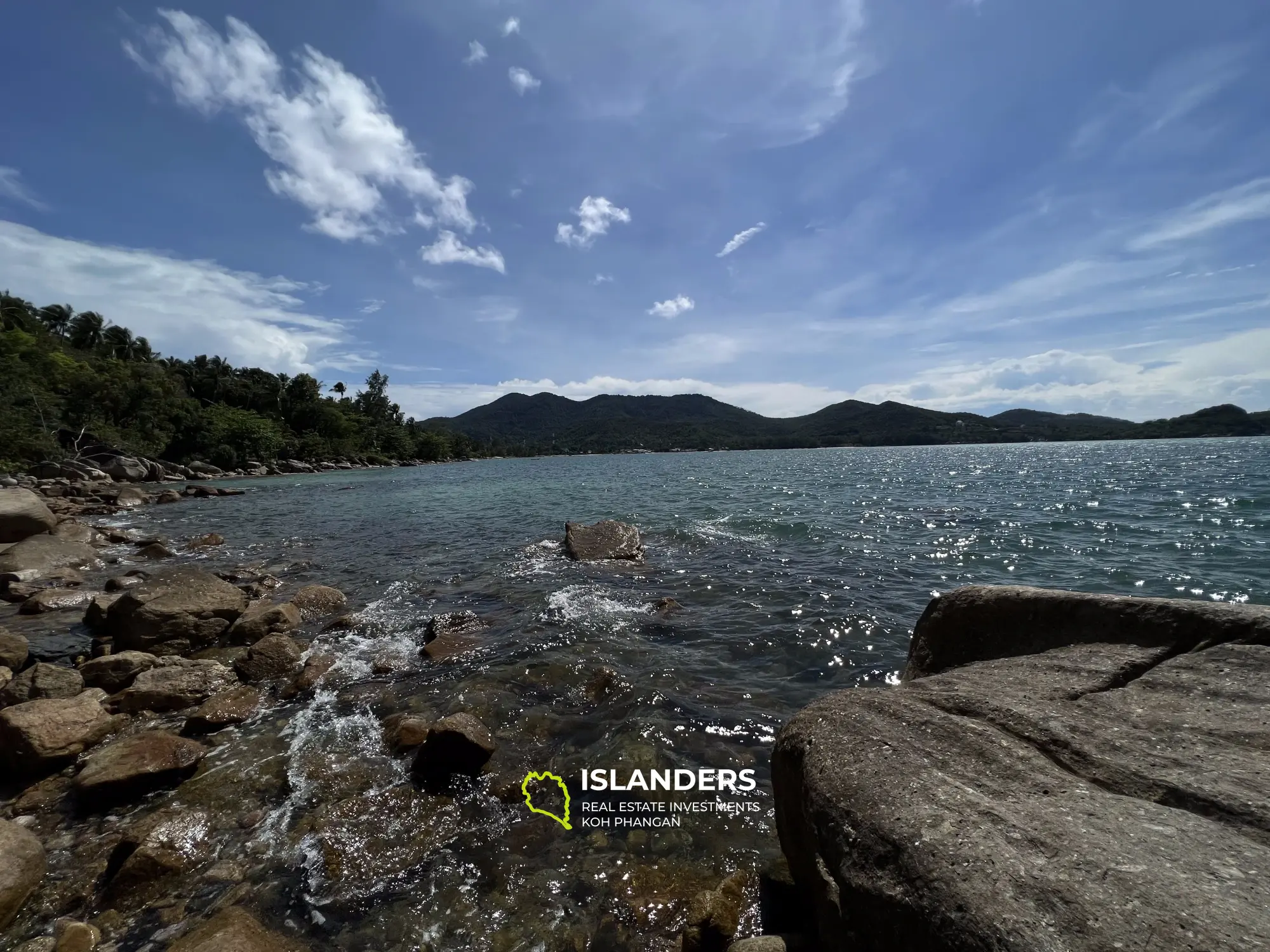 ที่ดินริมชายหาดพร้อมวิวทะเลอันน่าหลงใหล