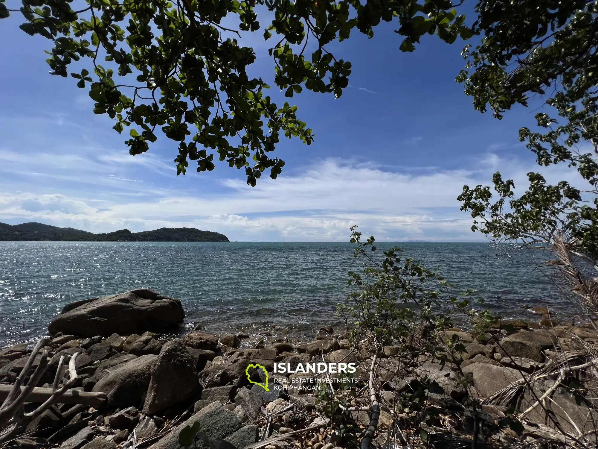 Strandgrundstück mit faszinierendem Meerblick