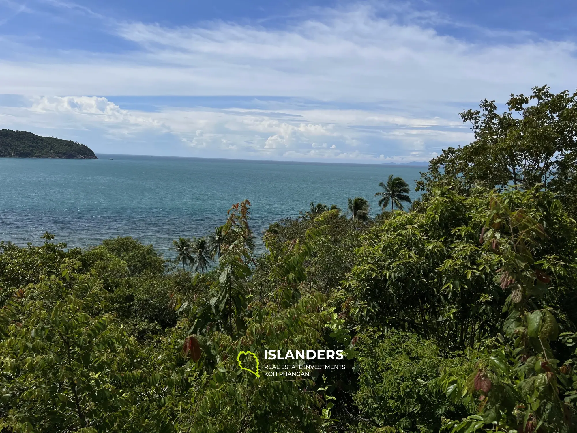 ที่ดินริมชายหาดพร้อมวิวทะเลอันน่าหลงใหล