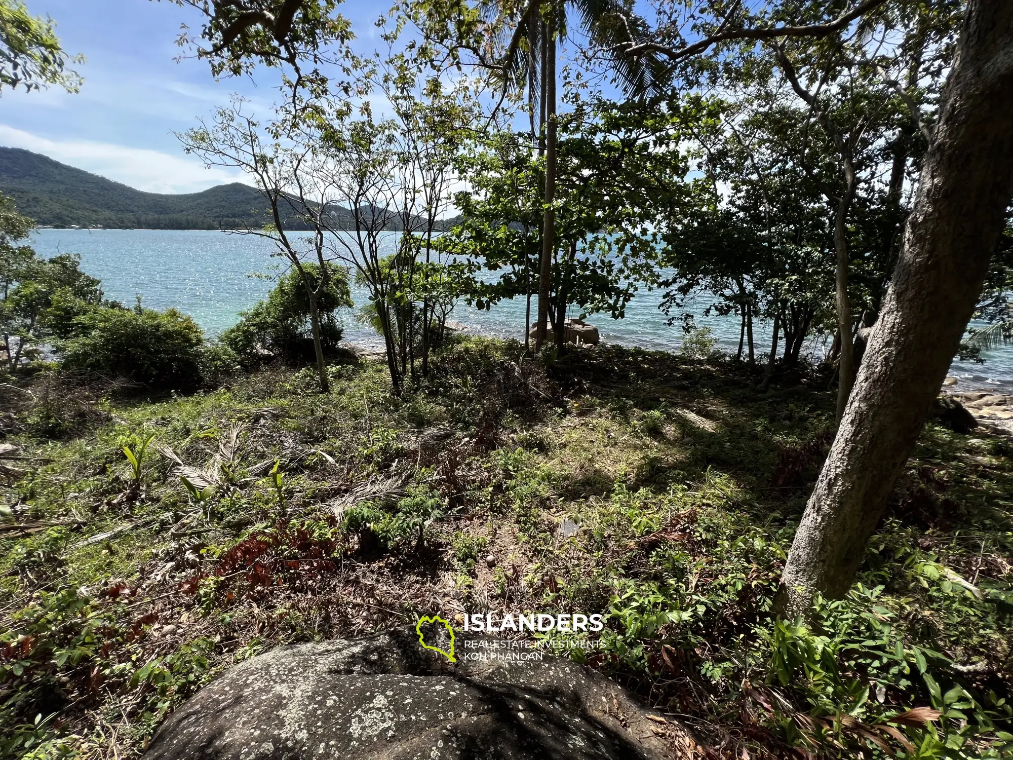 Beachfront Plot with Captivating Sea Views