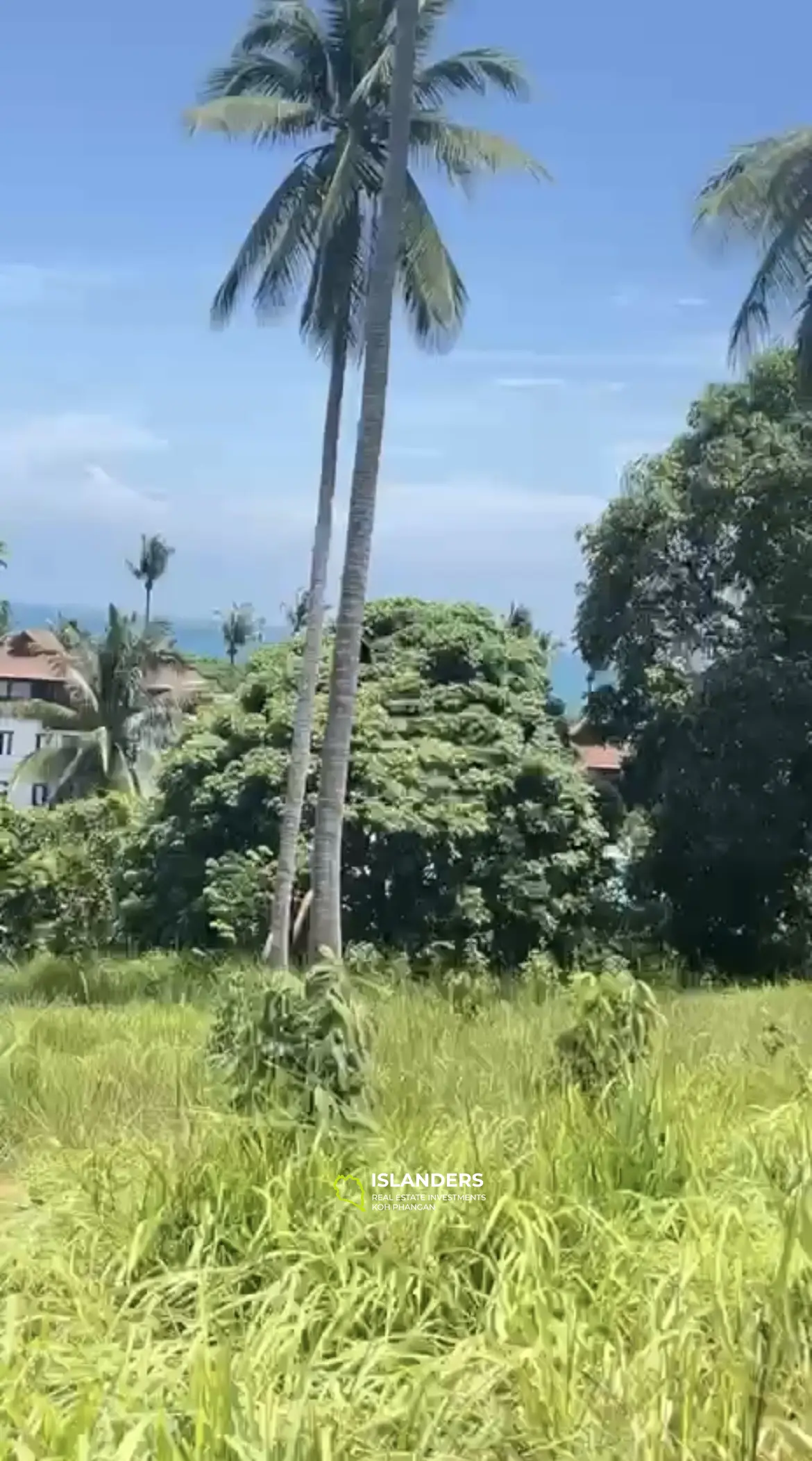 Malerisches Grundstück in Mae Haad: Meerblick und Nähe zum Strand von Koh Ma.