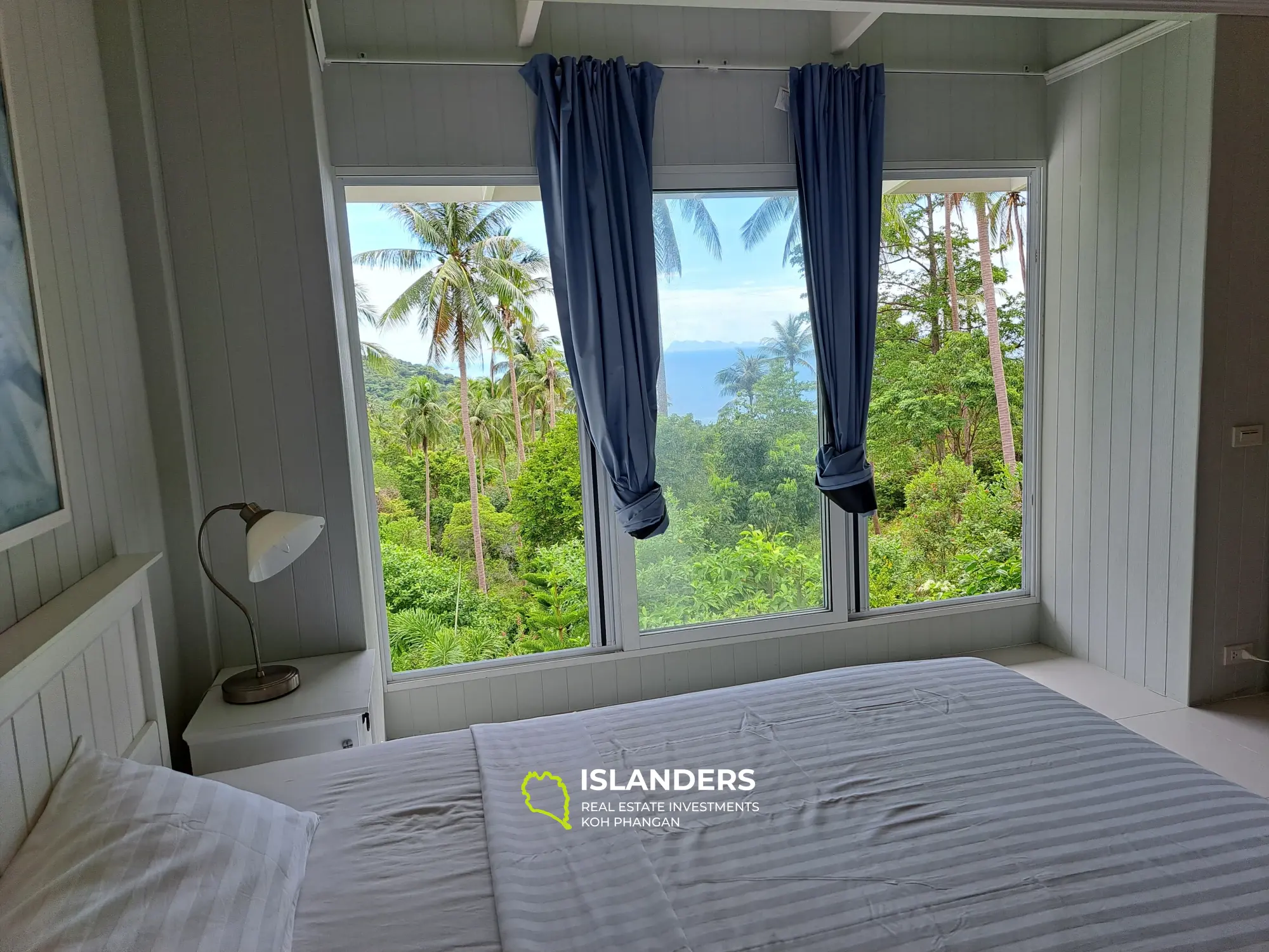 Exclusive 3-Bedroom Villa in Had Salad: Panoramic Sea and Mountain Views.