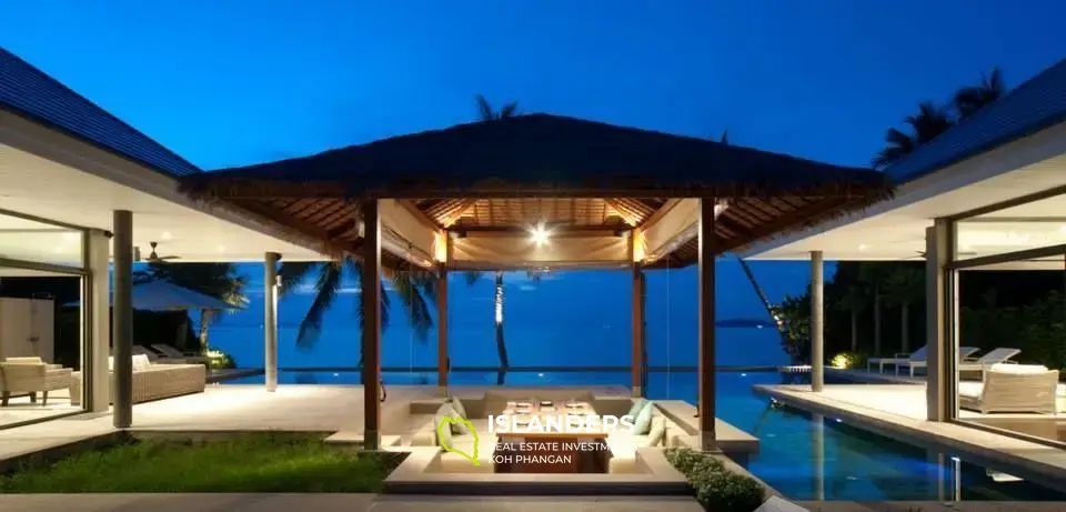 6 ห้องนอน Sunset Beachfront Villa ในปลายแหลมสำหรับขาย