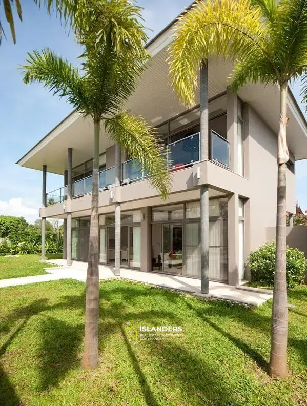 Villa de 6 chambres en bord de mer au coucher du soleil à Plai Laem à vendre