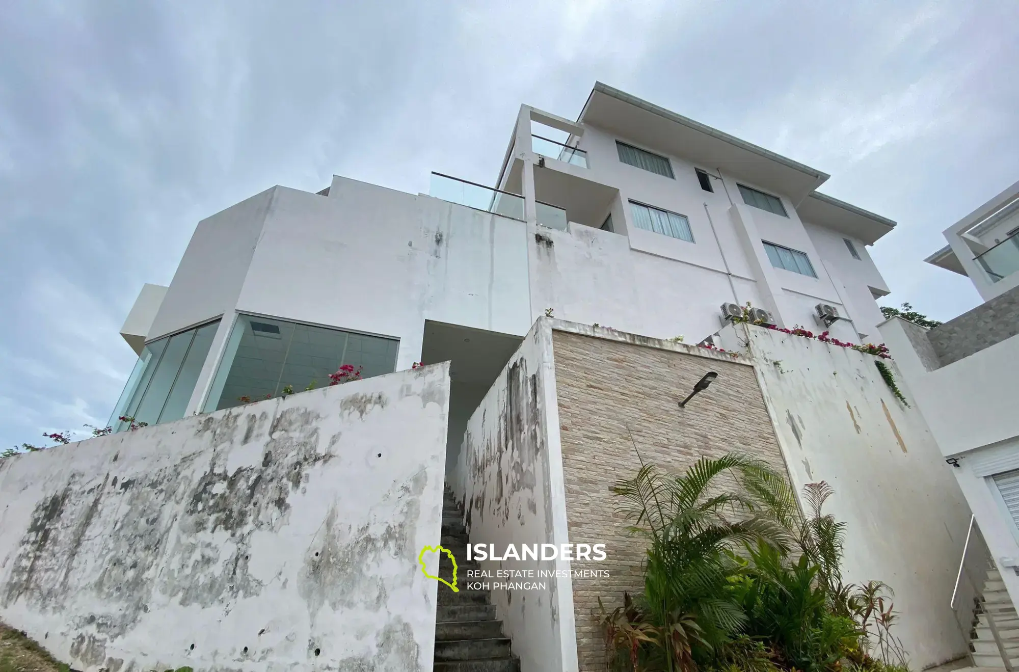 Villa de 5 chambres avec vue sur la mer à vendre à Plai Laem