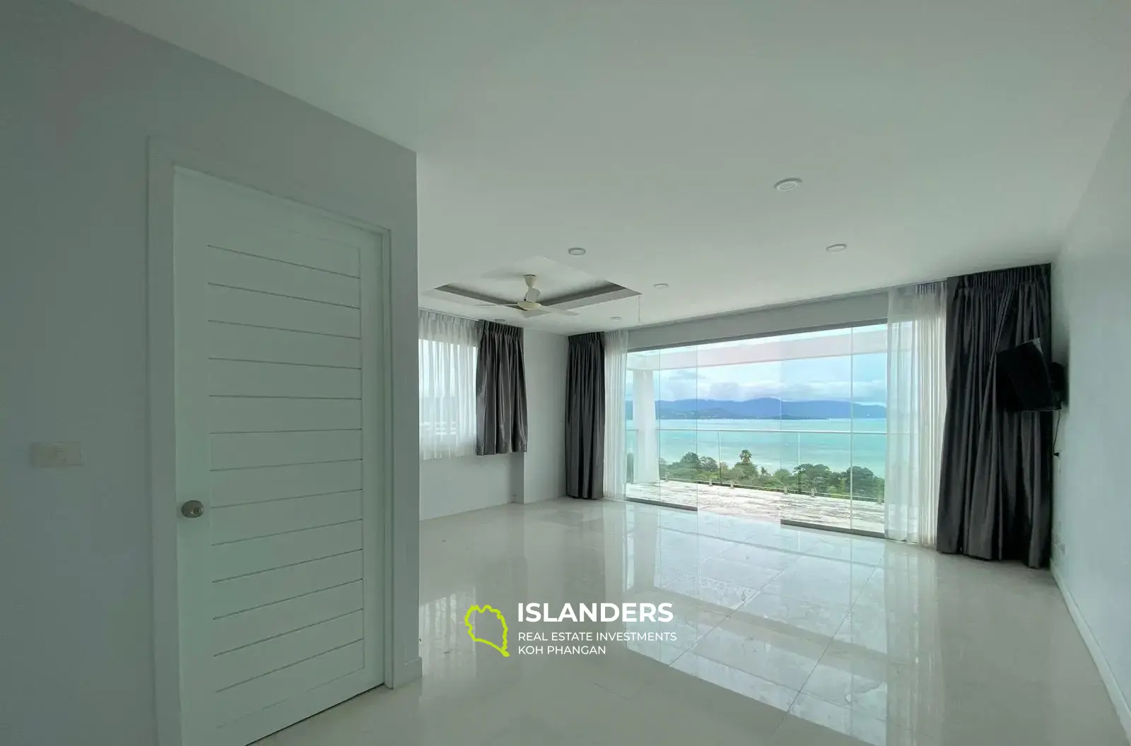 Villa de 5 chambres avec vue sur la mer à vendre à Plai Laem