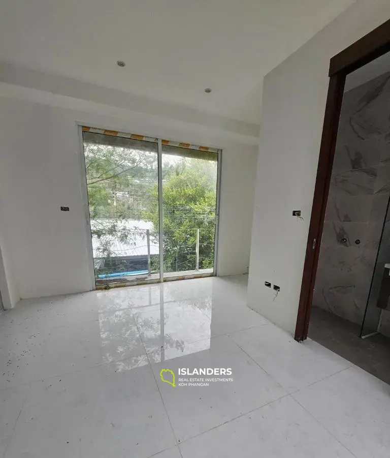 Villa Beachfront for Sale in Koh Samui 