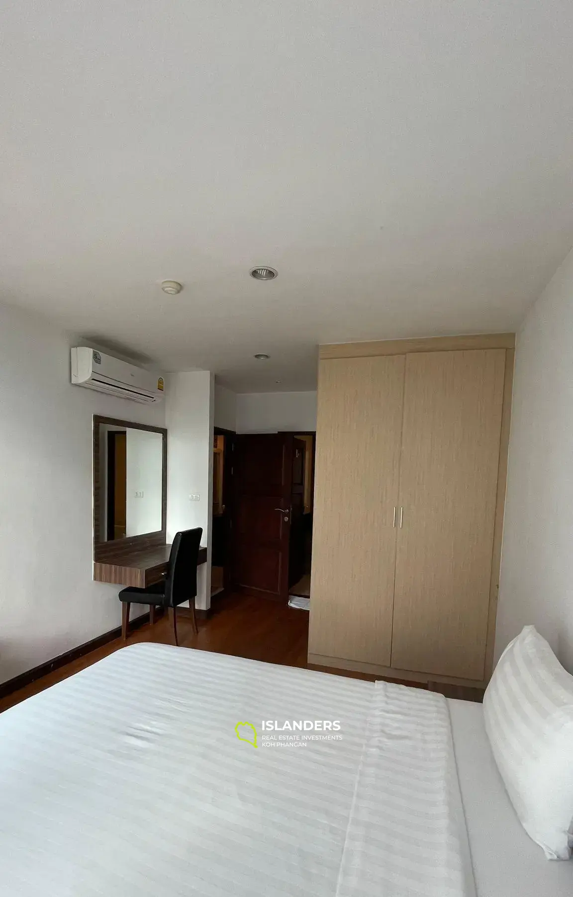 2 Bedroom Condo for sale at Baan Arisara Samui 