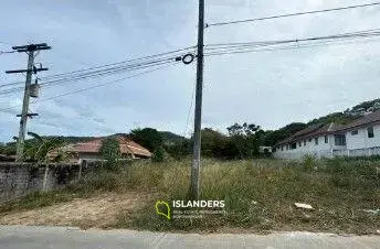 800 SQM. Land Plot for Sale in Soi Pho Ta La Phlap