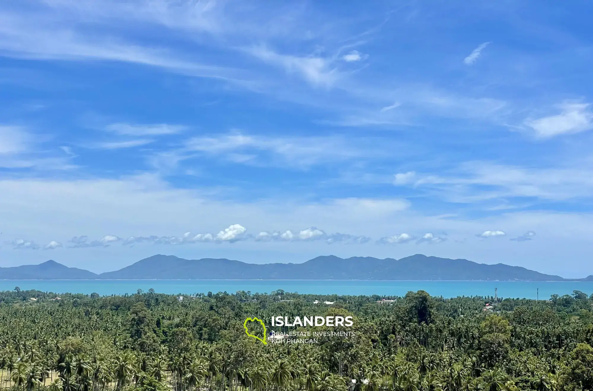 Superbe terrain de 3 200 m² avec vue sur l'océan à Mae Nam