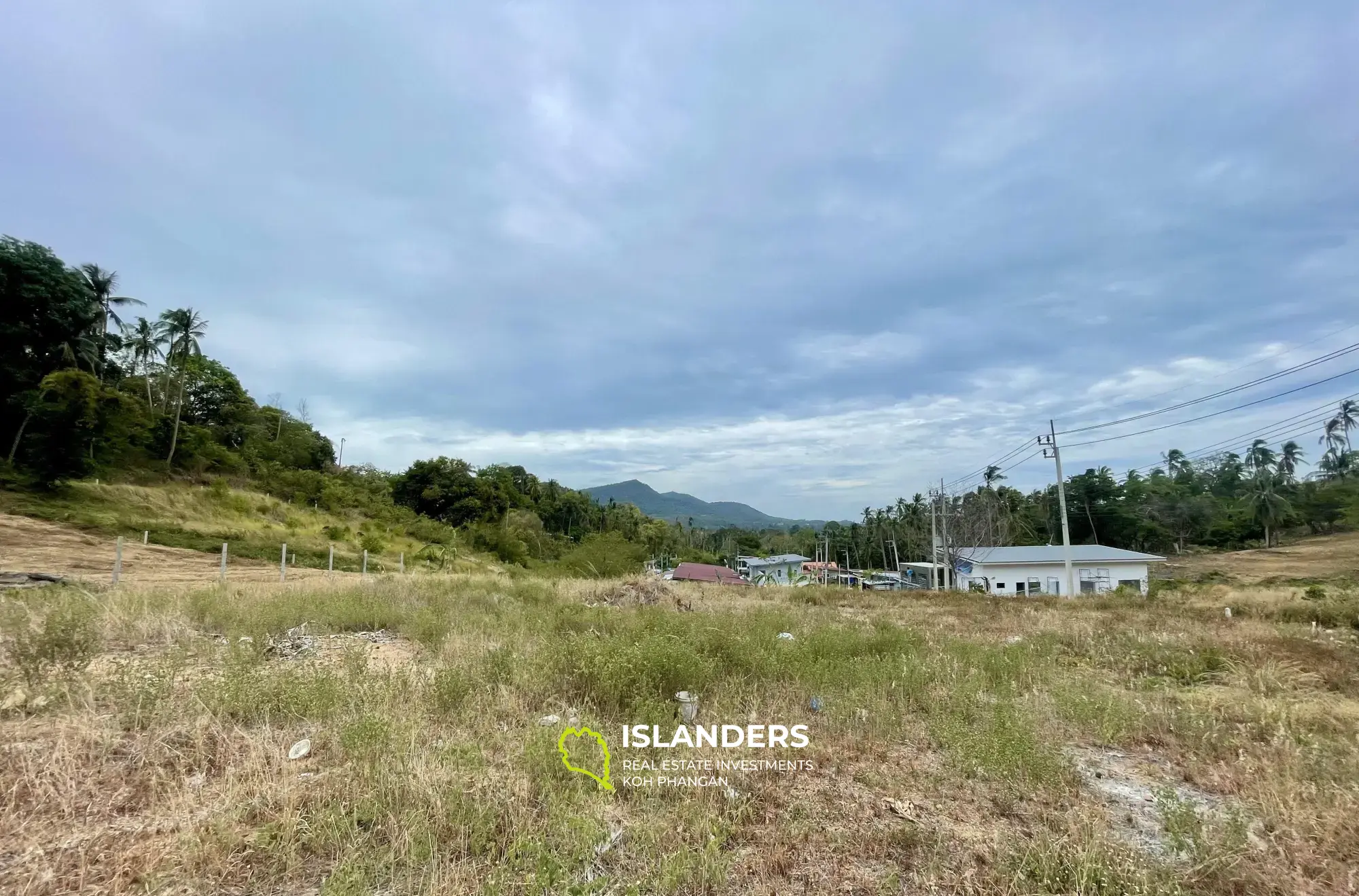 1543 SQM. Mountain View Flat Land in Mae Nam for Sale