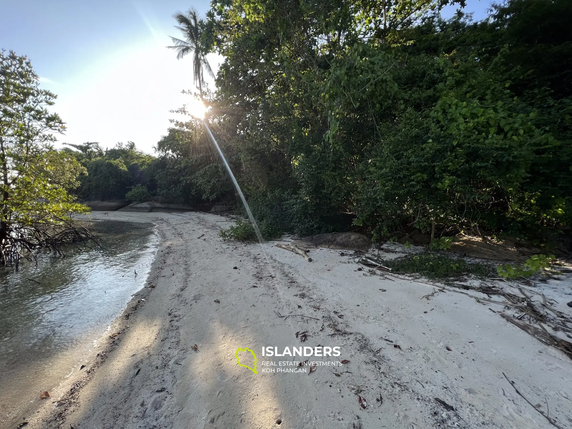 Exklusives Strandgrundstück in der Nähe von Thongsala