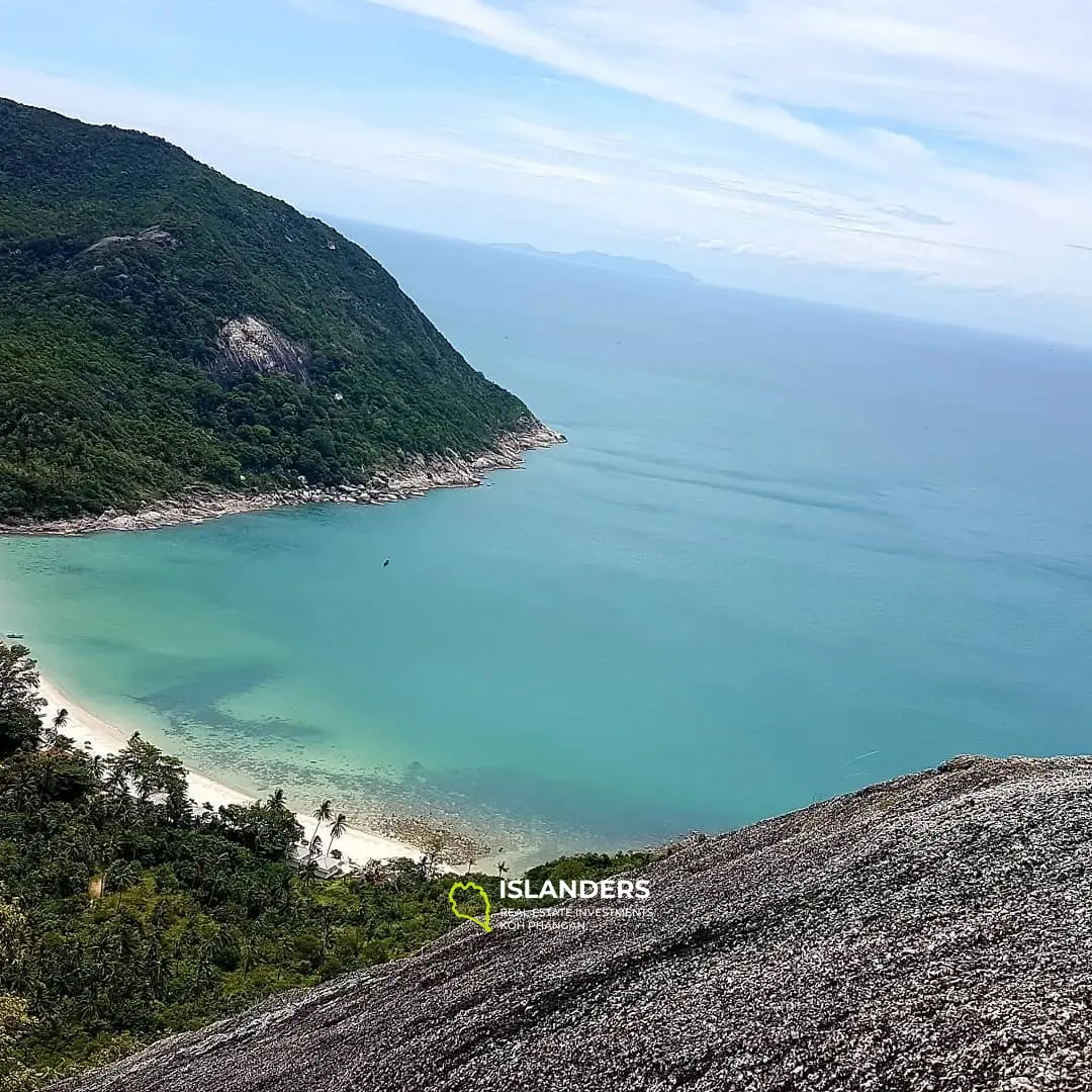 Bottle beach Bay in Koh Pha Ngan: Your Slice of Paradise