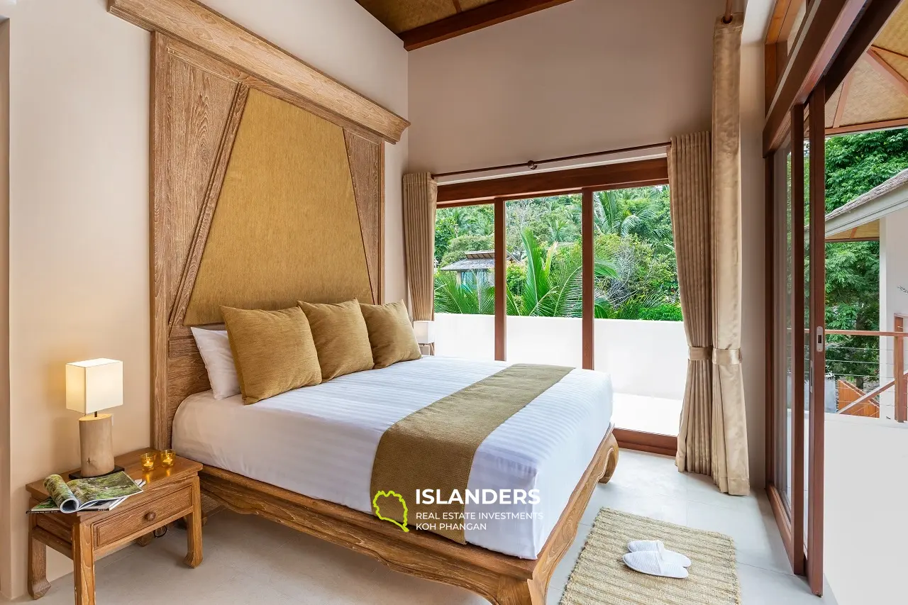 Authentic Thai Elegance 4BR Villa avec vue sur la mer sur Haad Salad