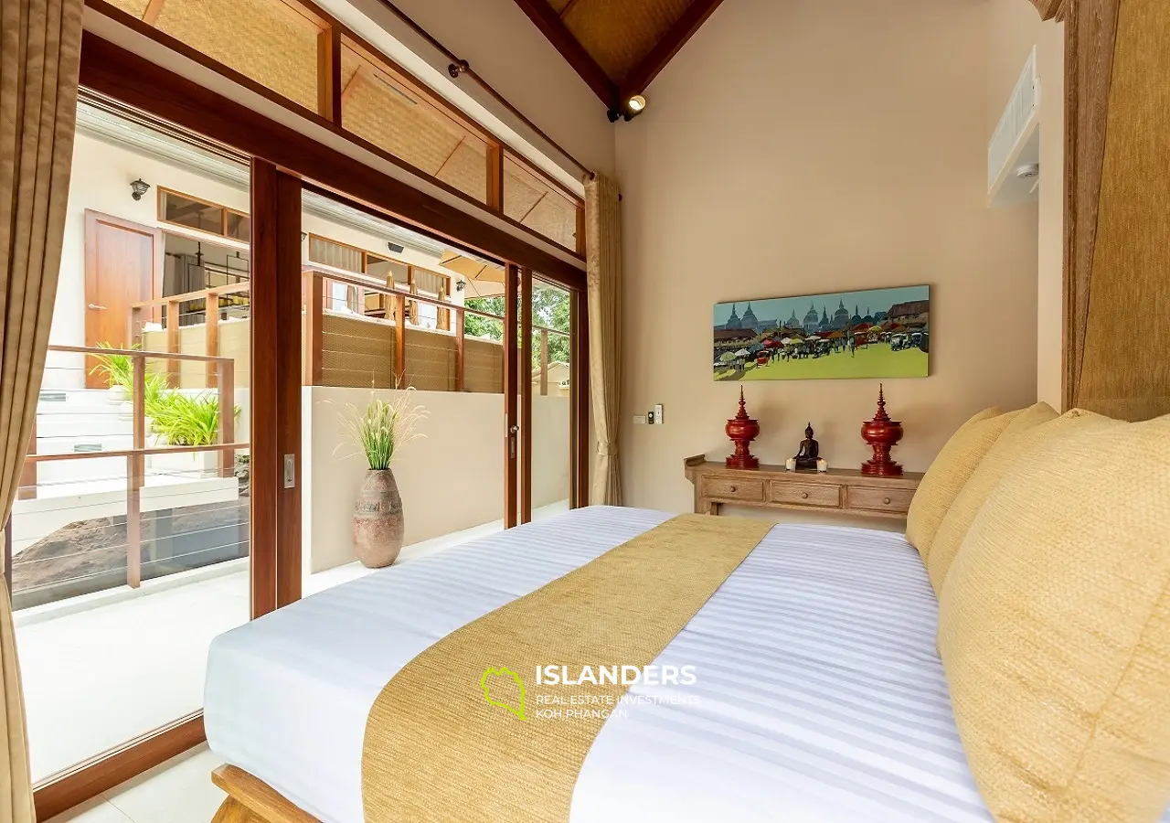 Authentic Thai Elegance 4BR Villa avec vue sur la mer sur Haad Salad