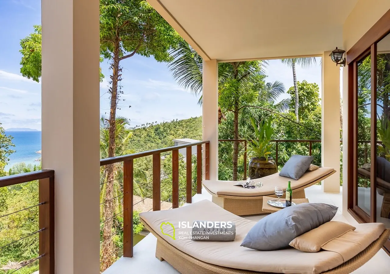 Authentic Thai Elegance 4BR Villa avec vue sur la mer sur Haad Salad