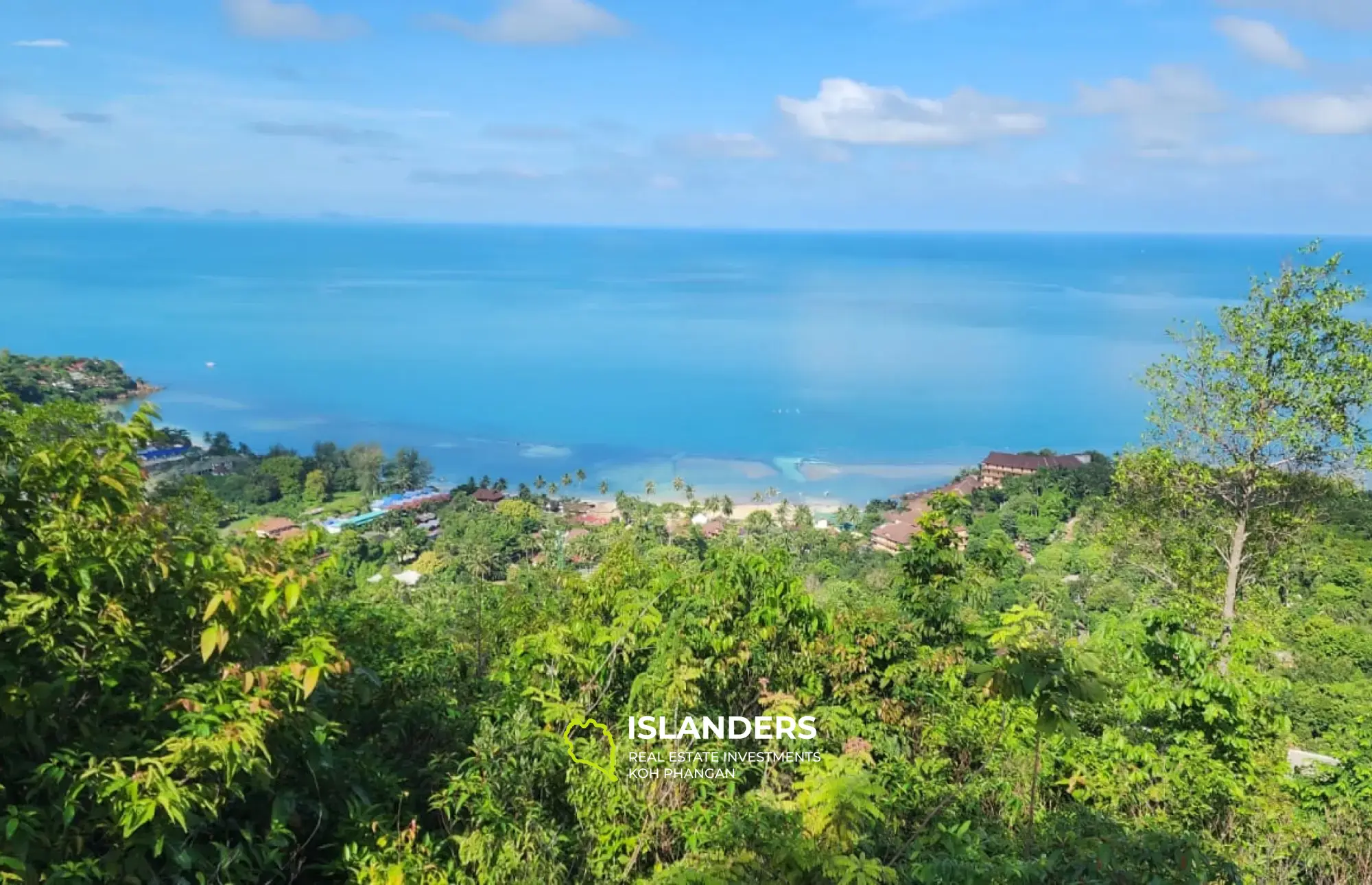 Rare opportunité de posséder un grand terrain avec vue sur la mer sur les collines de Haad Yao de 3 280 m²