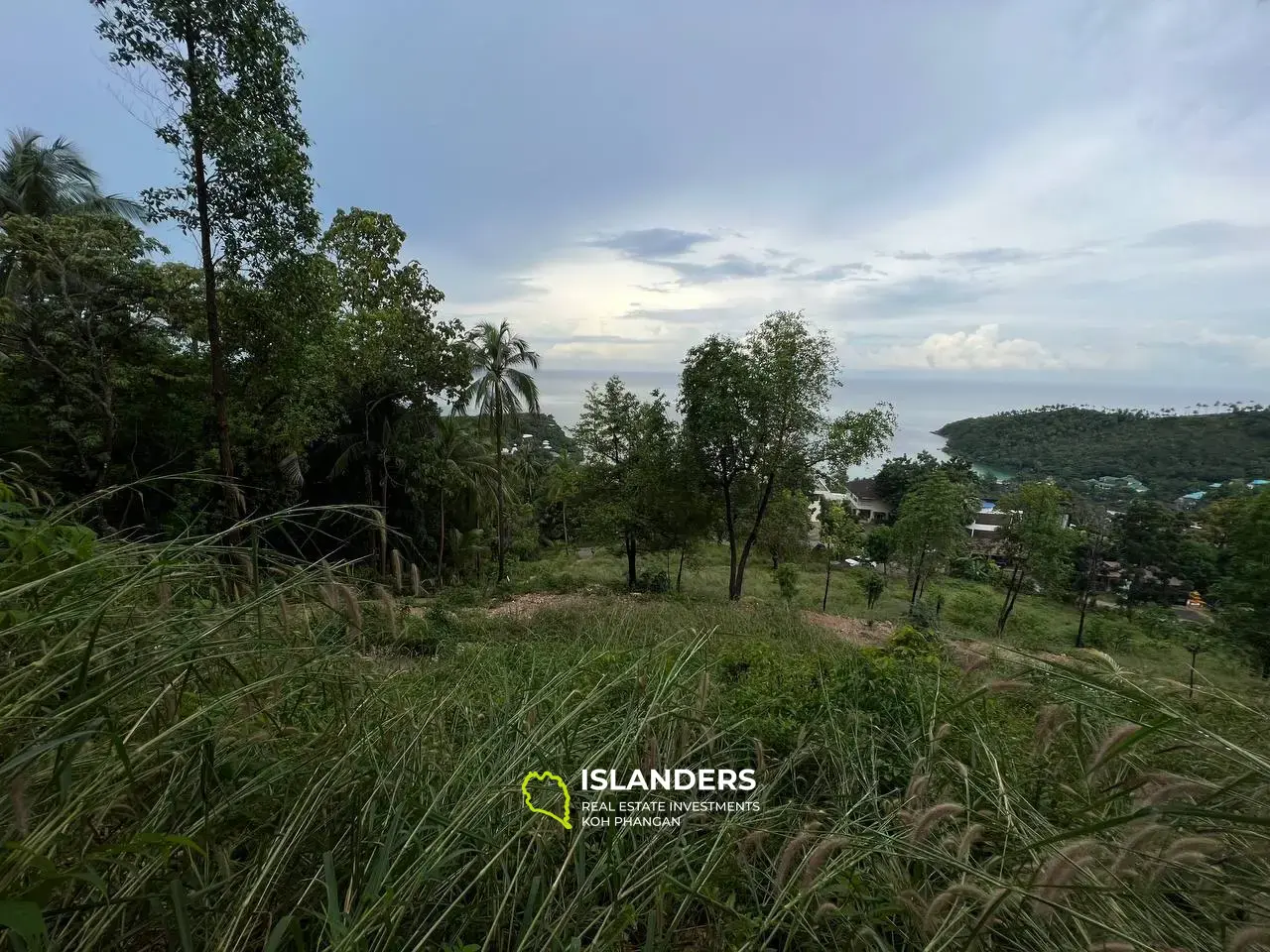 Exklusives Land auf Had Salad: Meerblick und Sonnenuntergang