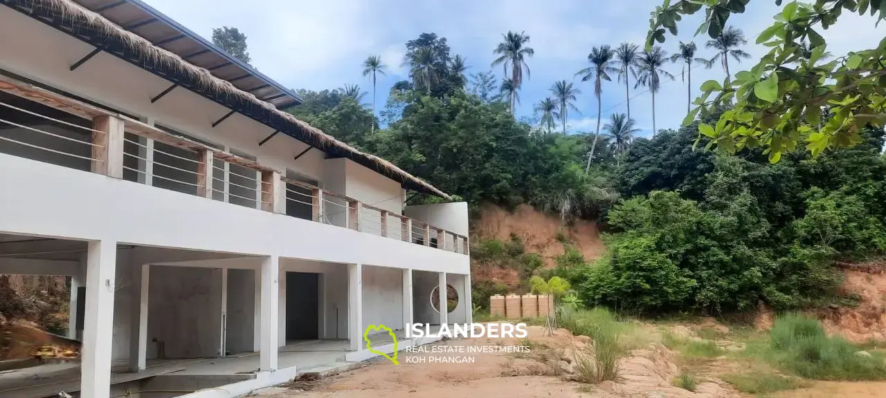 Modern 4-Bedroom Villa with Unique Infrastructure with land 5 rai