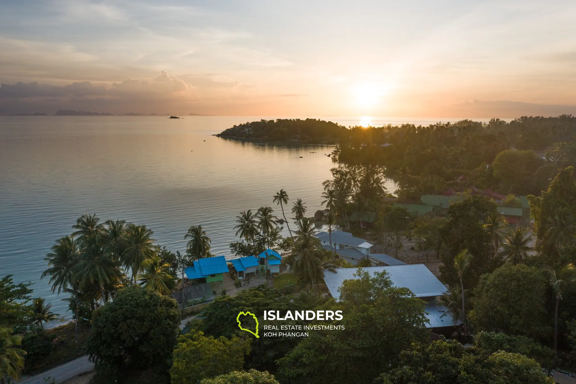 Beach front land & bungalows