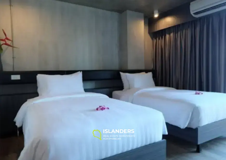 Hotel Patong – 42 Zimmer – Kürzlich renoviert – Meerblick – Ideale Lage