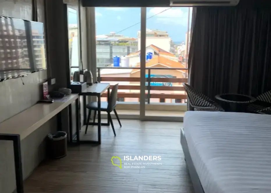 Hotel Patong – 42 Zimmer – Kürzlich renoviert – Meerblick – Ideale Lage