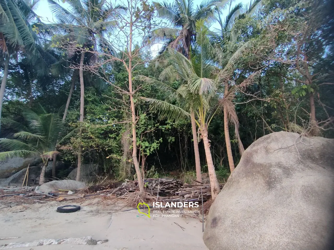 Beachfront Land . Haadrin hills. 13 rai