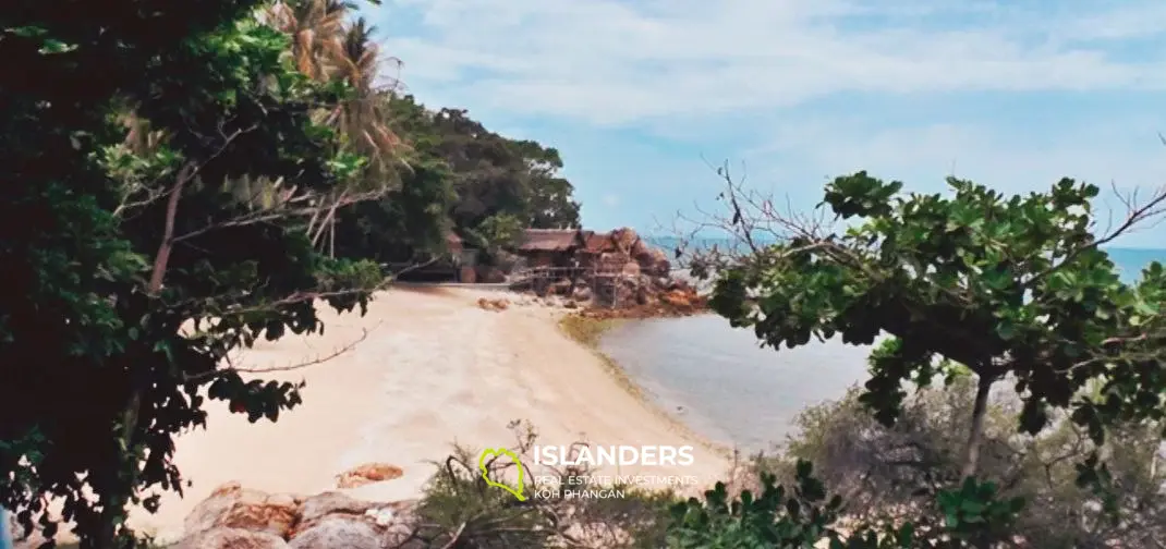 Terrain avec plage privée à Haad Yao 4 Rai