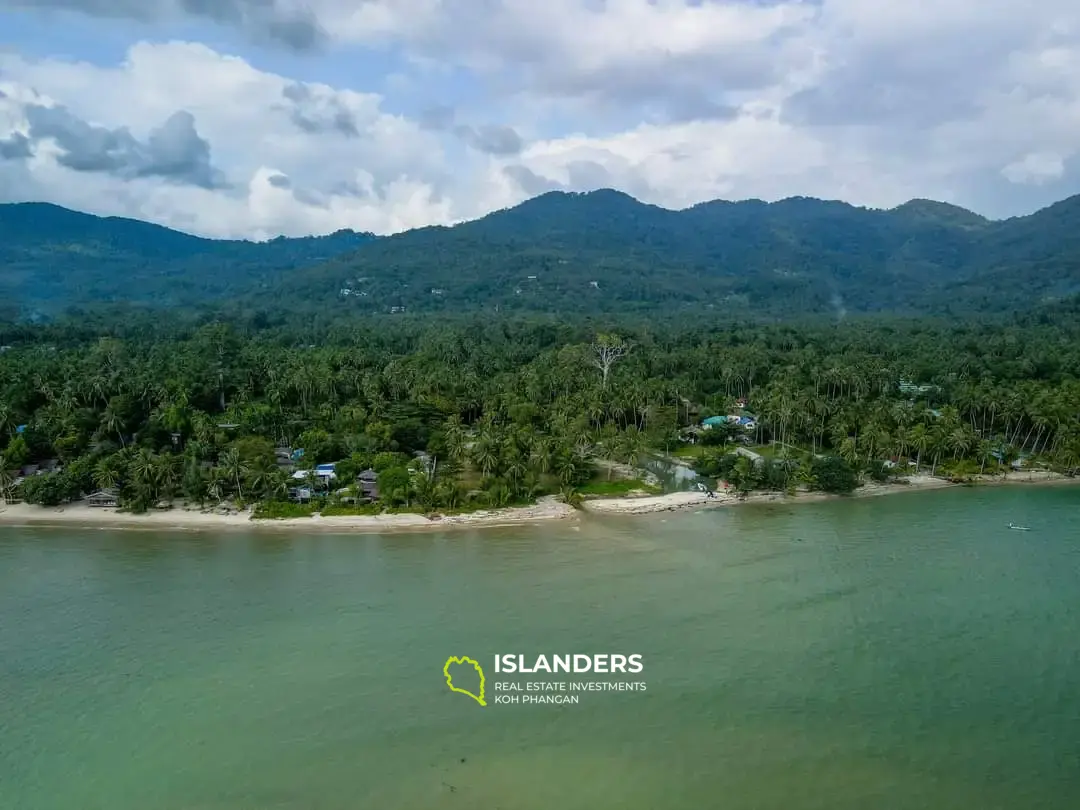 Flat beach front land – 47.9 million THB