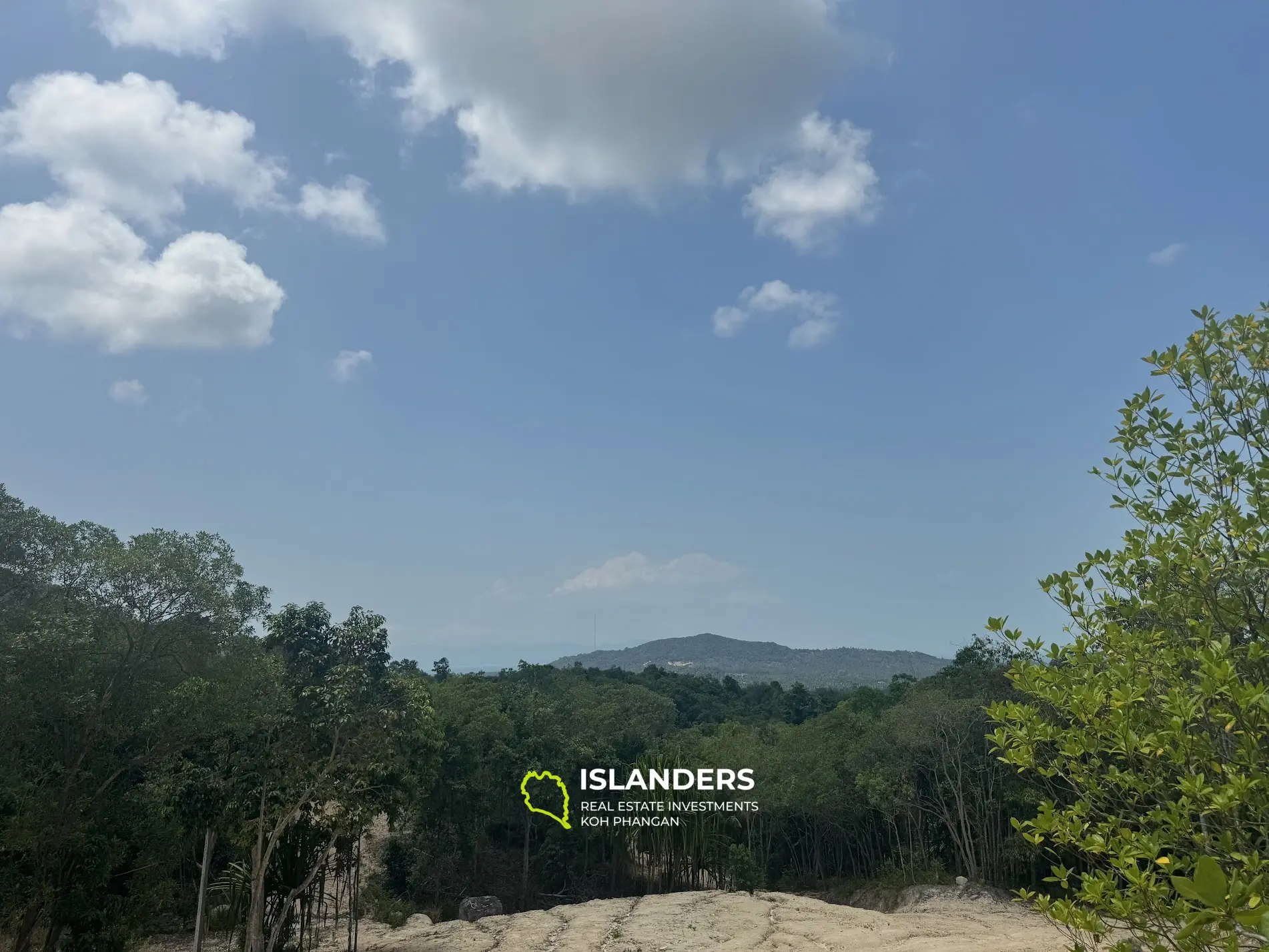 Seaview and jungleview land with good potential in Sritanu (dirty road, no electricity), 1,7725 Rai