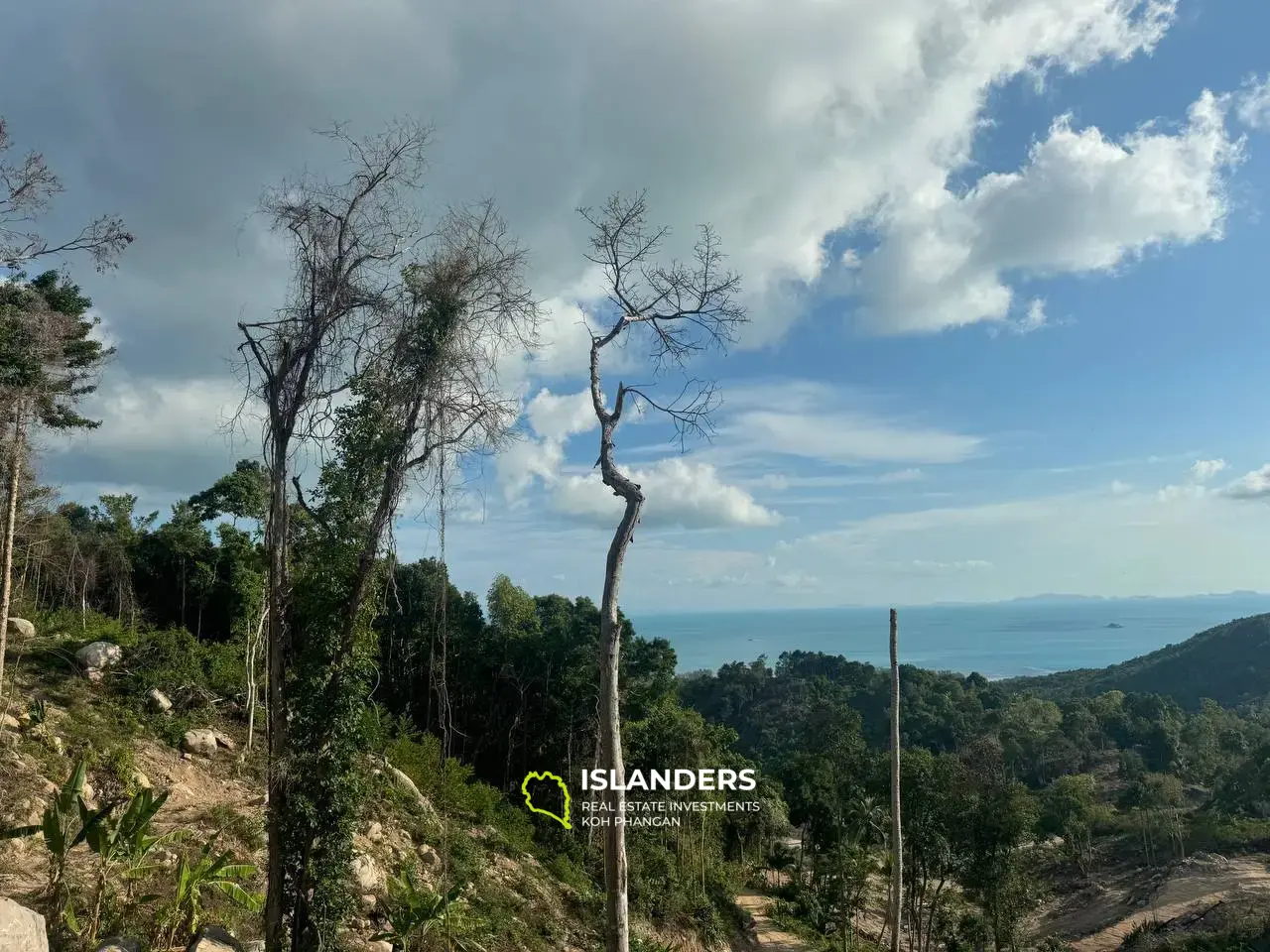 One of the last amazing seaview lands on the top of Haad Yao 1,5Rai (C 10)