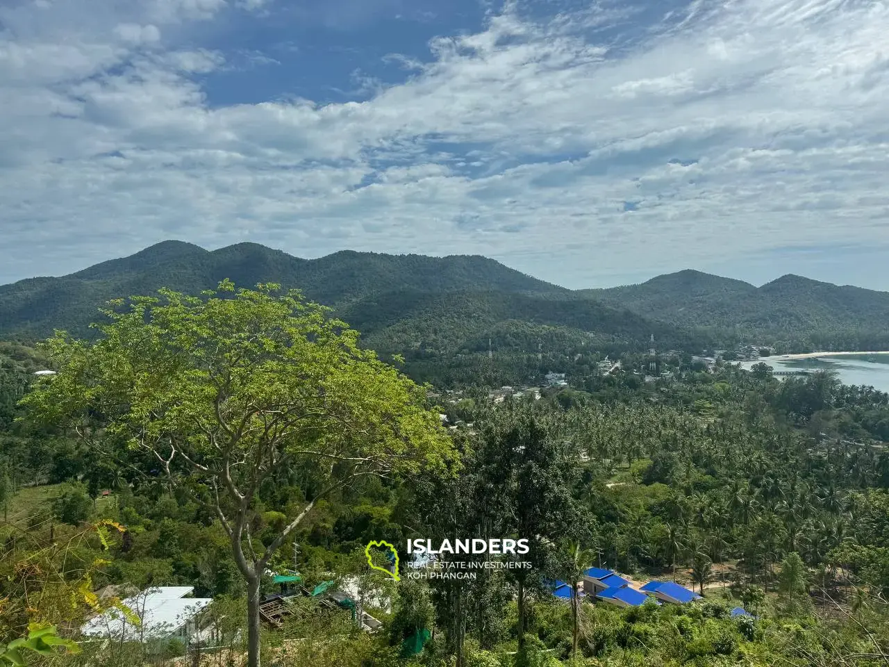 Magnifique terrain avec vue sur la mer sur Chaloklum 4 rai