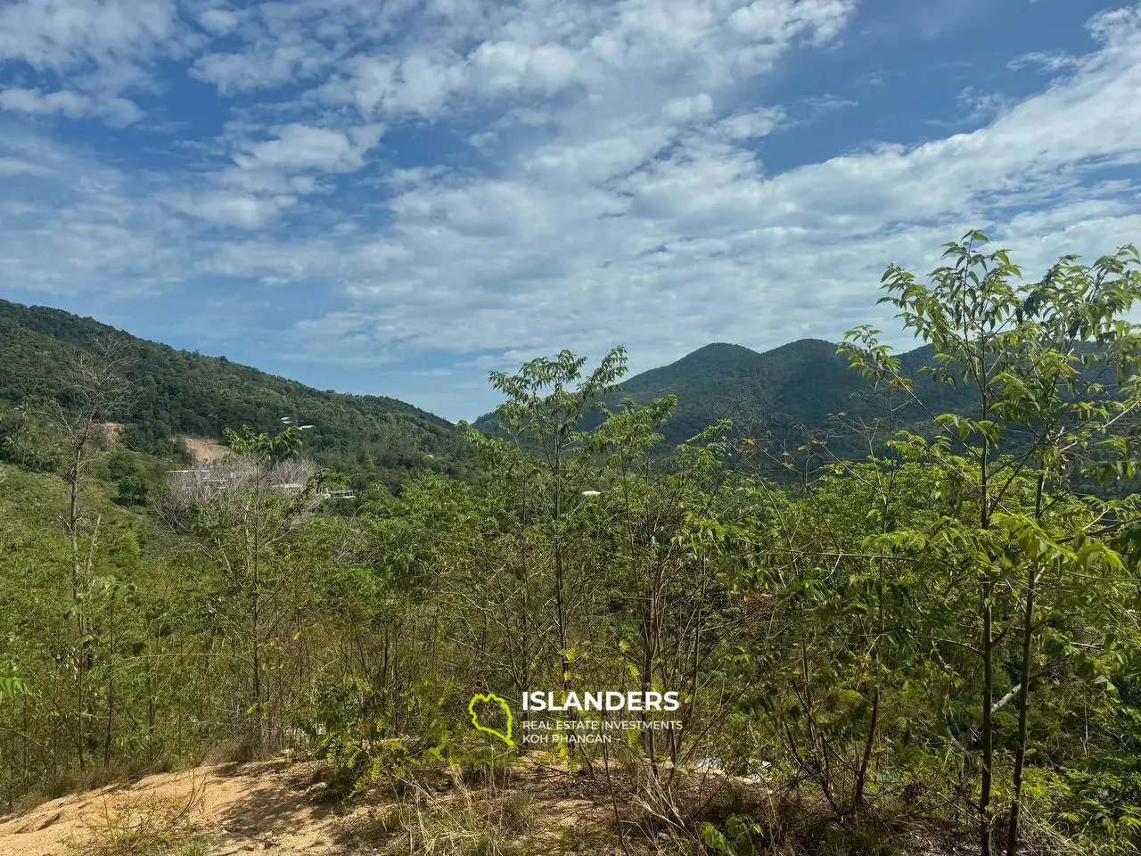 Magnifique terrain avec vue sur la mer sur Chaloklum 4 rai